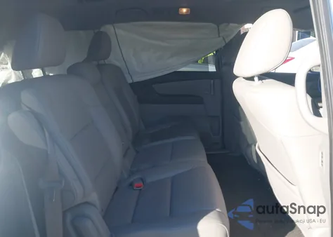 2012 Honda Odyssey Touring/Touring Elite z USA, uszkodzony, nr VIN 5FNRL5H92CB037510